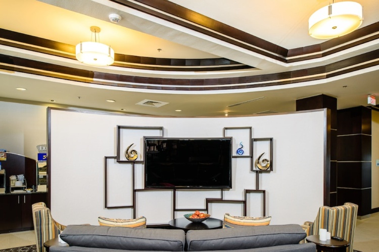 Holiday Inn Express Hotel & Suites Austin - Northw photo 17