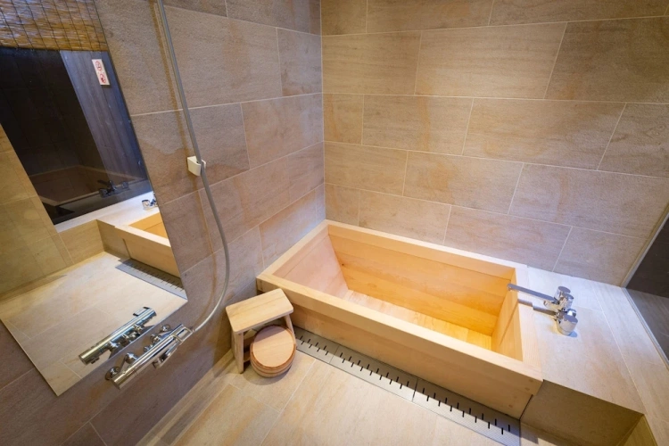 Standard Basement room