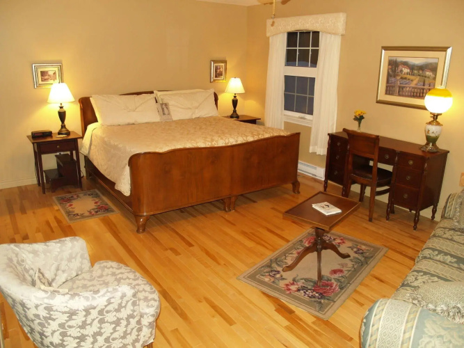 Bakers Chest B&B