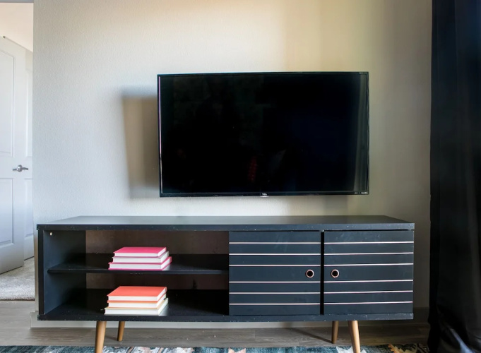 1BR2BR Downtown Austin byWanderjaunt