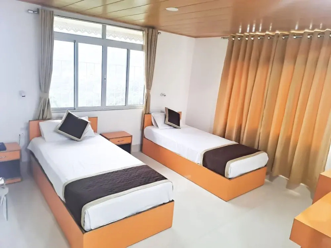 Hotel East Inn