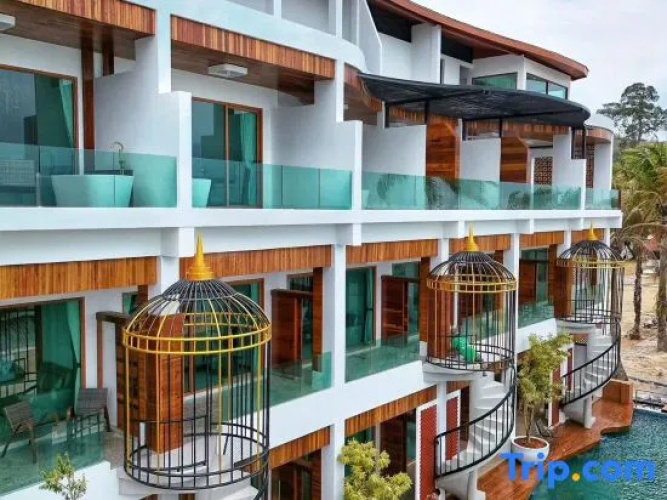 Hotel Villa AoKhanom Beachfront