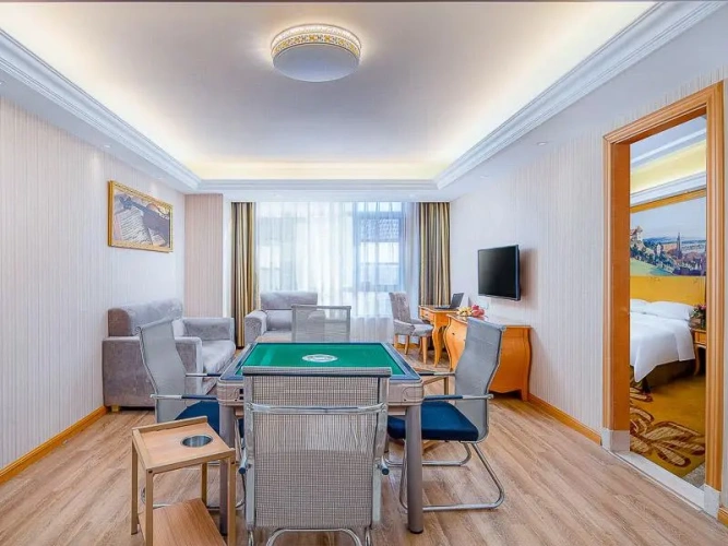Double Suite