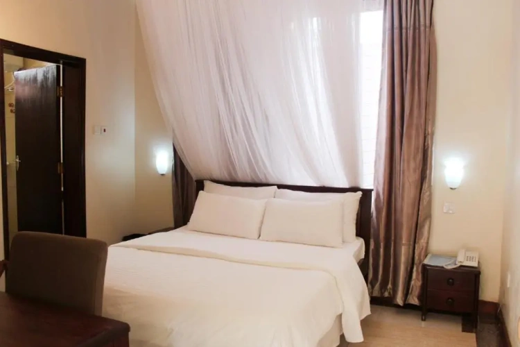 Deluxe Twin room with balcony