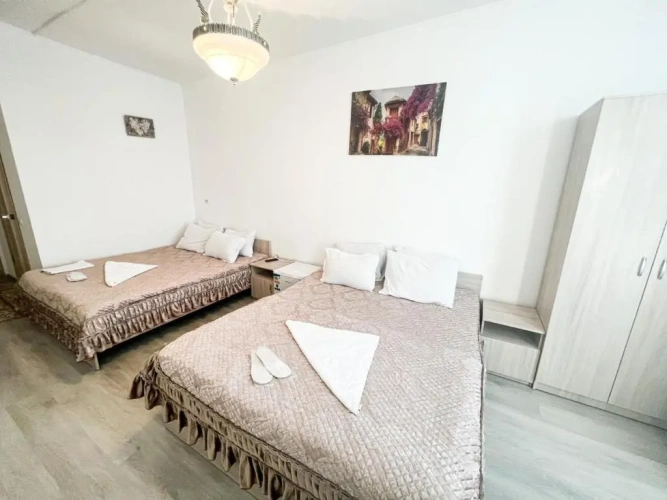 Standard Triple room