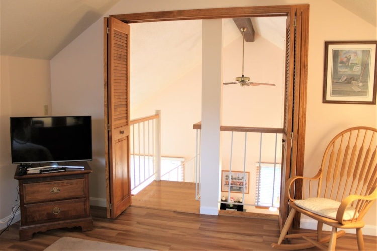 51 Middlecott - 2 Bedroom Condo