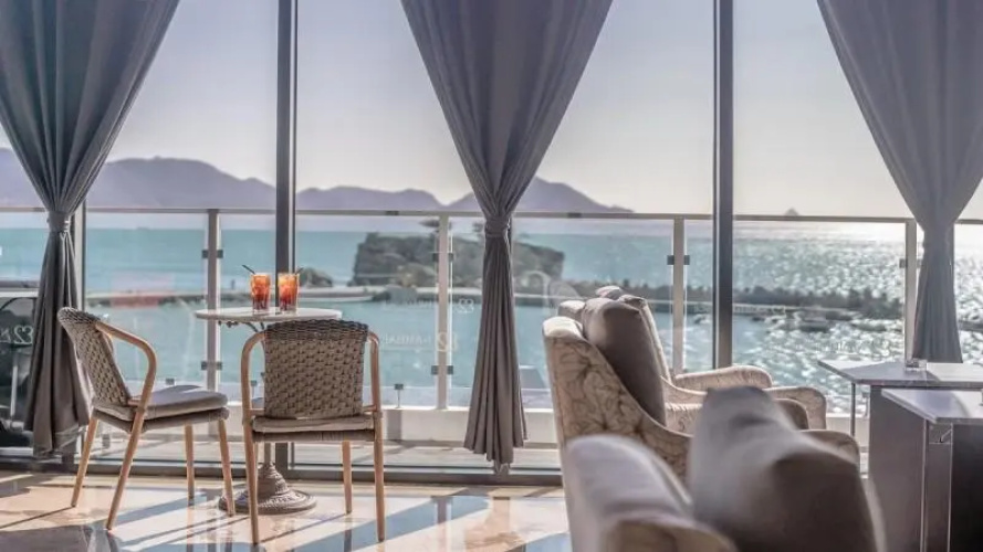 Namhae Lounge 32 Pension