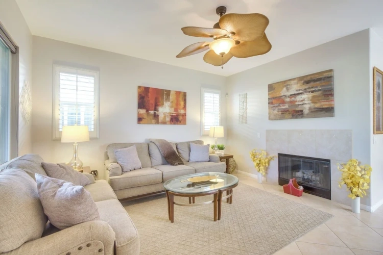 2 Bedrooms Cottage