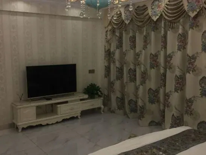 Siping Taotao Apartment