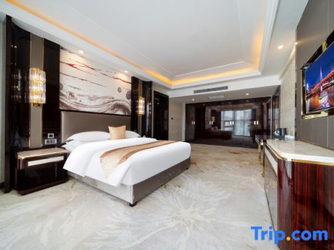 Presidential Quadruple Suite
