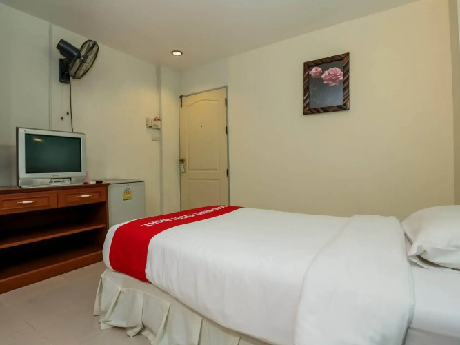 Nida Rooms Chiang Mai Somphet Market(Nida Rooms Chiang Mai Somphet Market at MD House)
