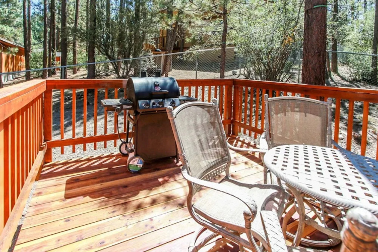 Serrano Cabin-1823 by Big Bear Vacations
