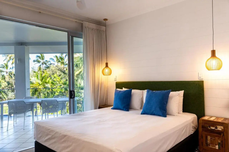 Latitude 16 Beaches