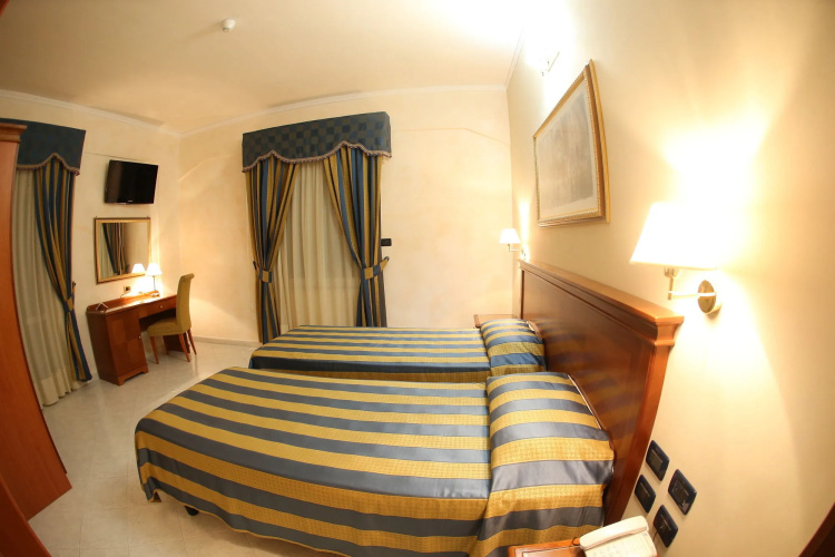 Hotel Niagara