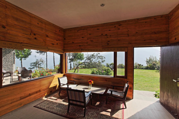 Cedar Lodge by Aahma