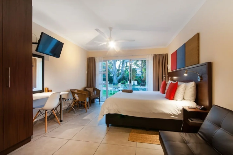 Executive Double room with garden view