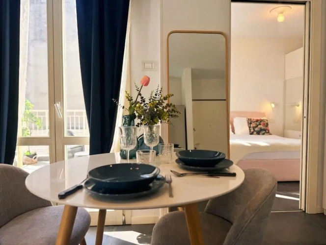 Deluxe Penthouse room with courtyard view