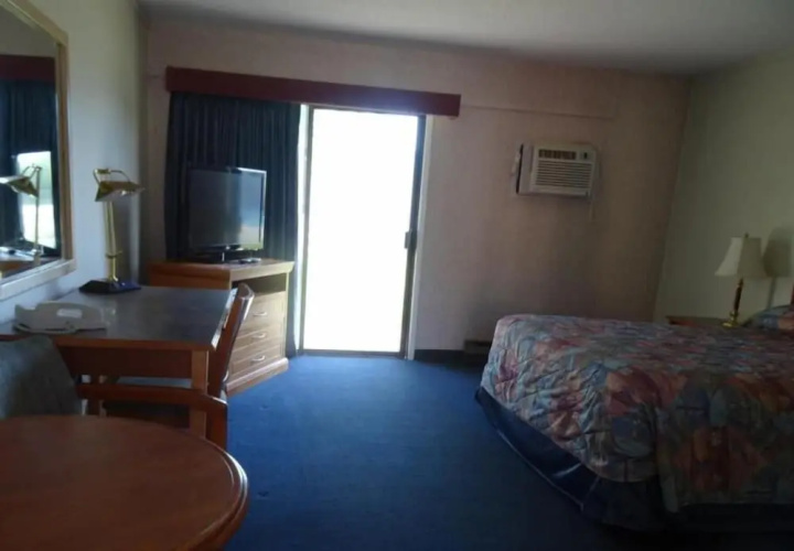 Hospitality Inn