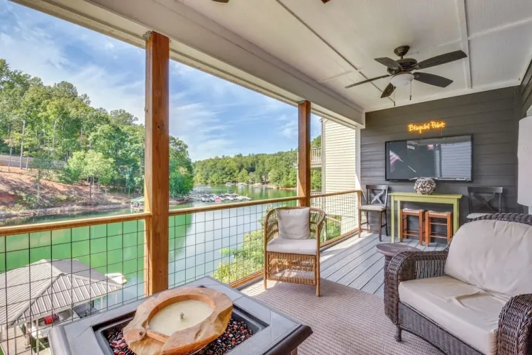 3 Bedrooms Cottage