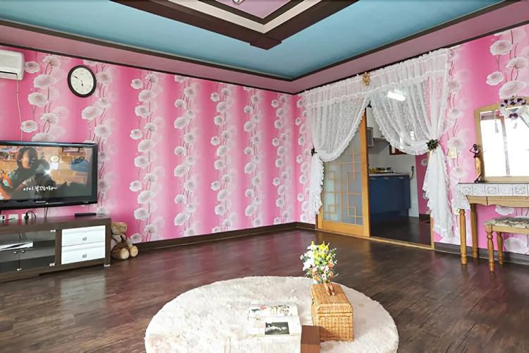 Silver Glowing Sea Pension