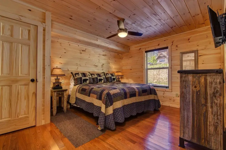 Incombearable Luxury 2 Bedrooms 2 Bathrooms Home