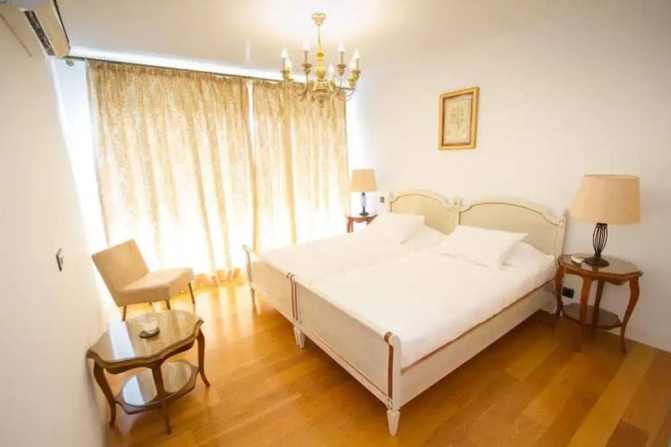 Victoria Villa
