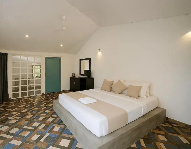 DD Villa & Serenity Cottages