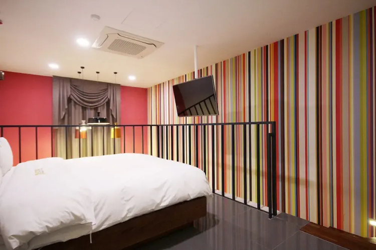 Jeongeup Some Self Check-in Motel