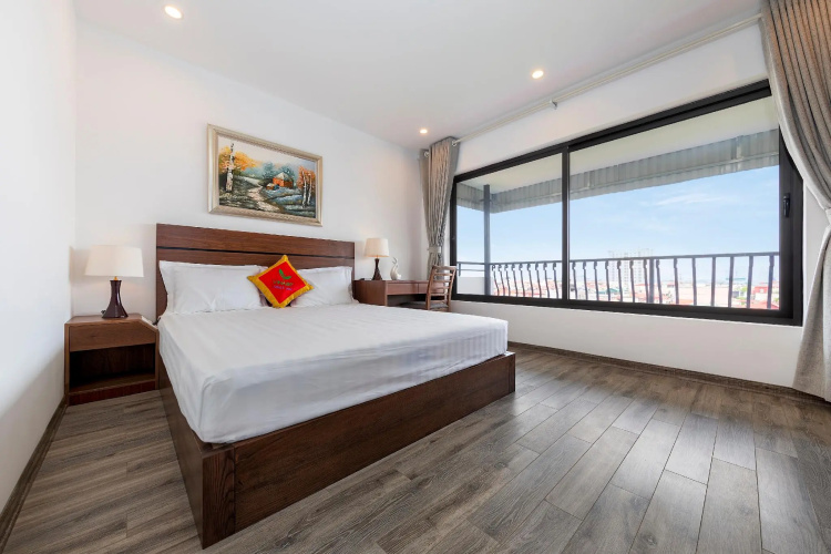 Granda West Lake Apartment