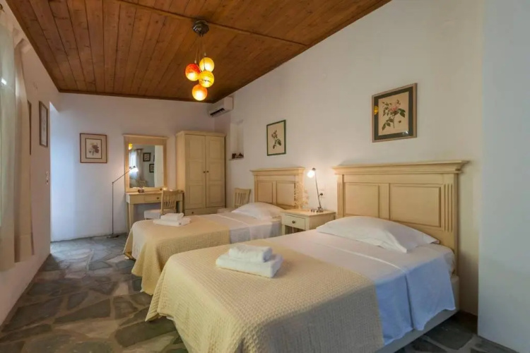 Pure White Villa - Paros