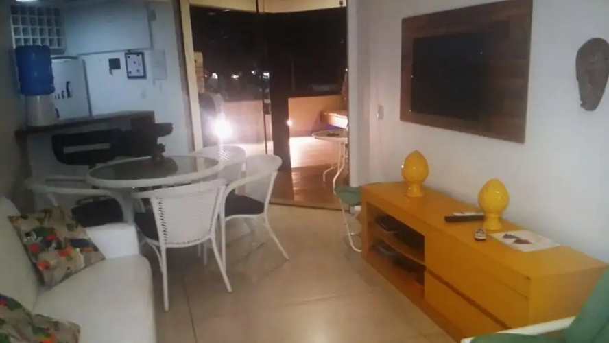 Quarto e Sala Rua das Pedras
