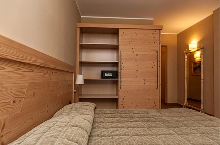 Standard Triple room with mountain view