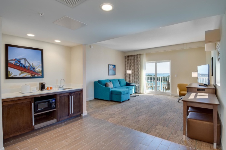 Hampton Inn & Suites Clearwater Beach photo 37