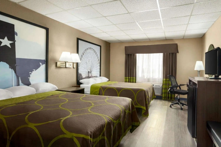 Standard Quadruple room