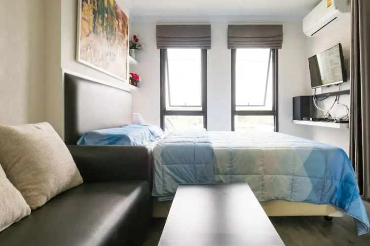 New York Condo by Renvio