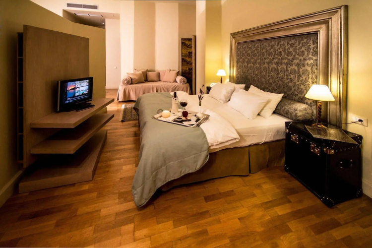 Mabely Grand Hotel