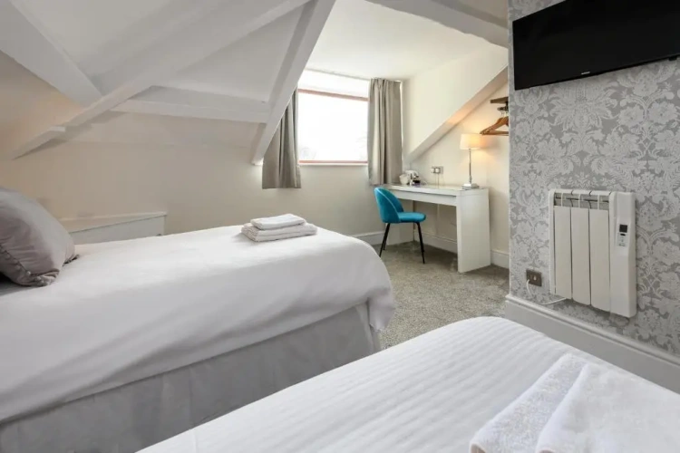 Economy Twin room