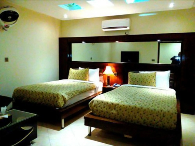 Bling Hotel International