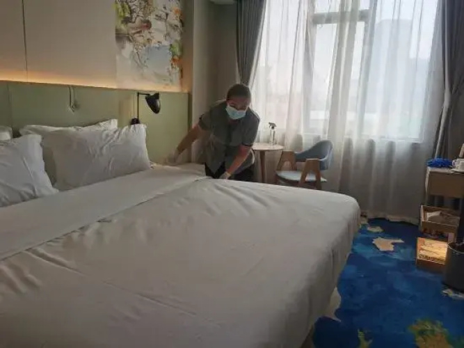 Lizi Hotel