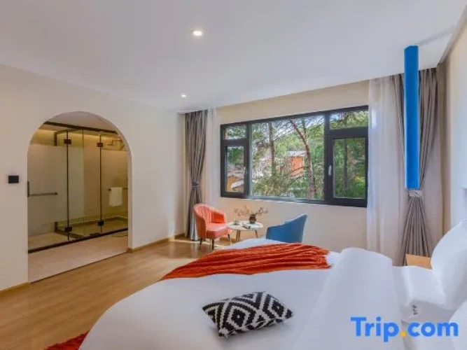 2 Bedrooms Suite