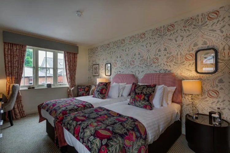 Superior Twin room