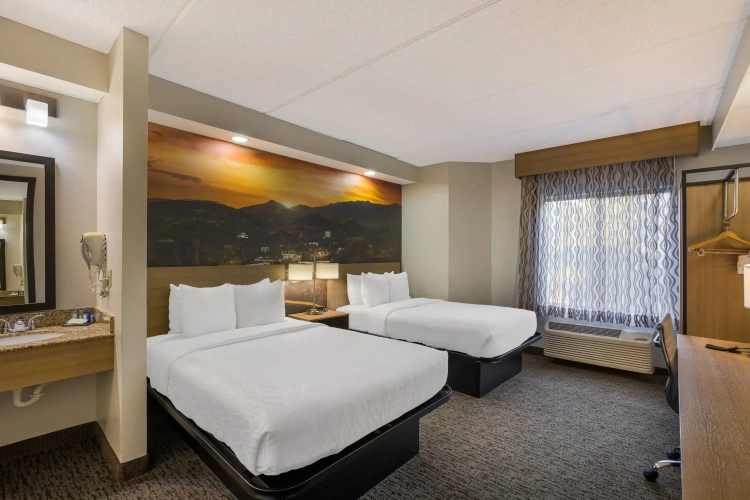 Standard Quadruple room