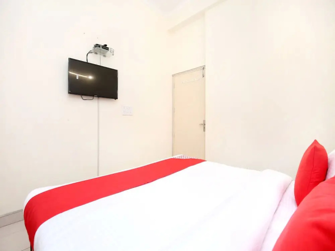 OYO 16695 Hotel Sun View