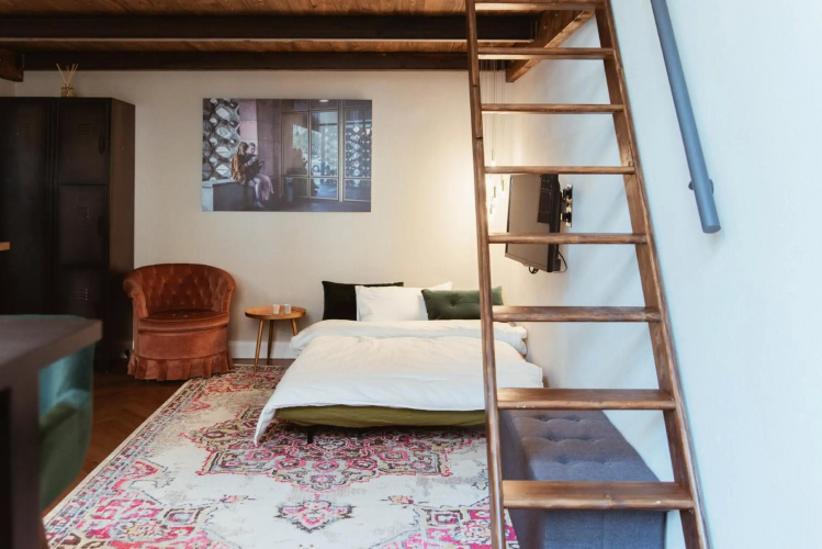 LoftBrücke, Apartment am Platz der Luftbrücke