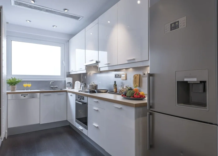 2 Bedrooms Apartment