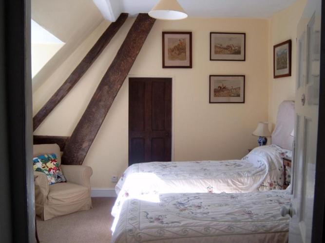 Standard Twin room