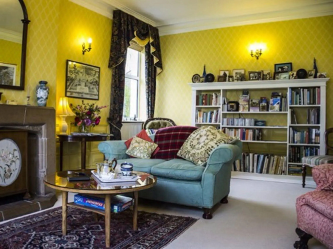 Dowfold House Bed & Breakfast