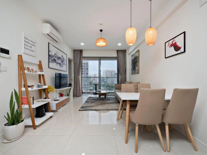 2 Bedrooms Apartment