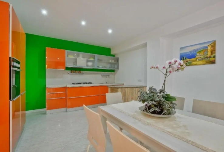 2 Bedrooms Cottage