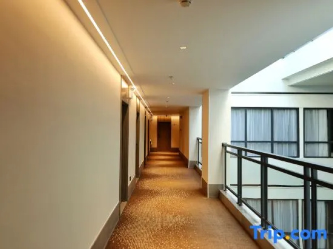 Hanting Hotel Zhaoqing Qixingyan East Gate